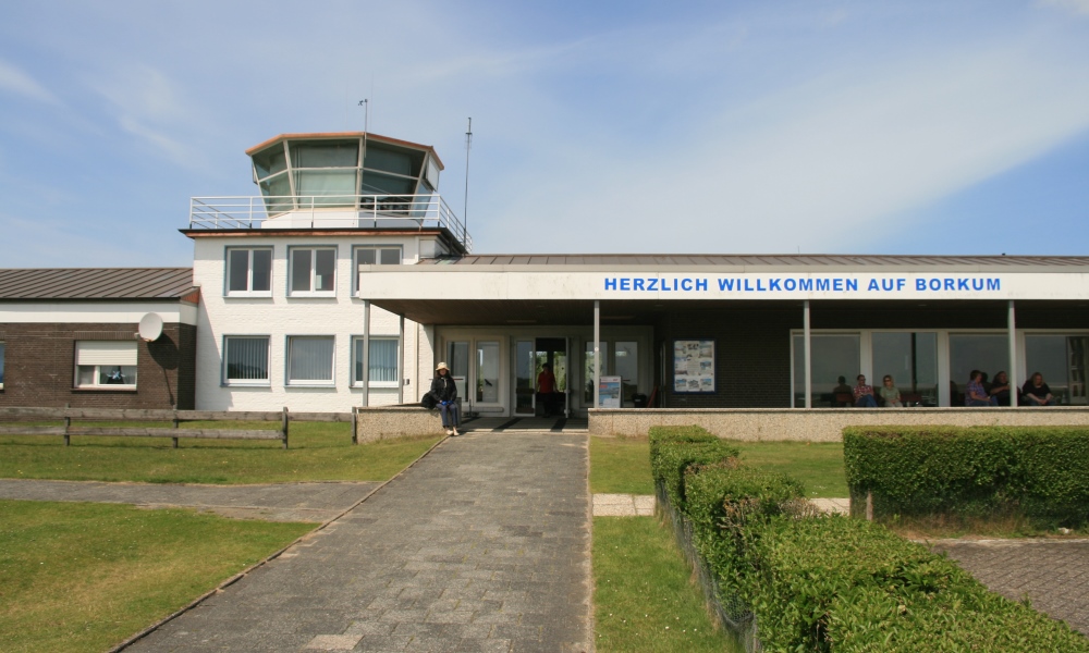Flugplatzgebäude auf Borkum