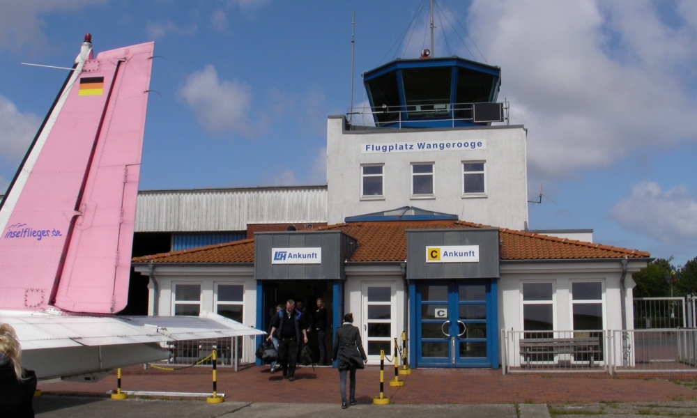 Flugplatzgebäude auf Wangerooge